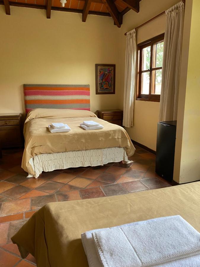Hotel Torrontes San Lorenzo  Bagian luar foto