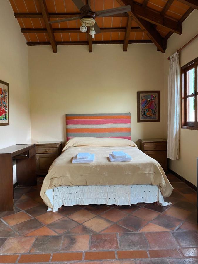 Hotel Torrontes San Lorenzo  Bagian luar foto