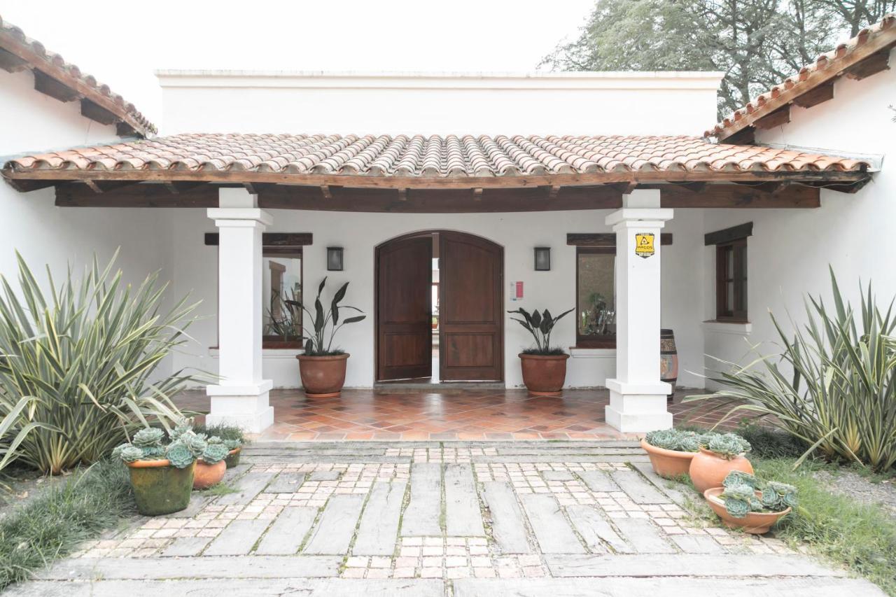 Hotel Torrontes San Lorenzo  Bagian luar foto