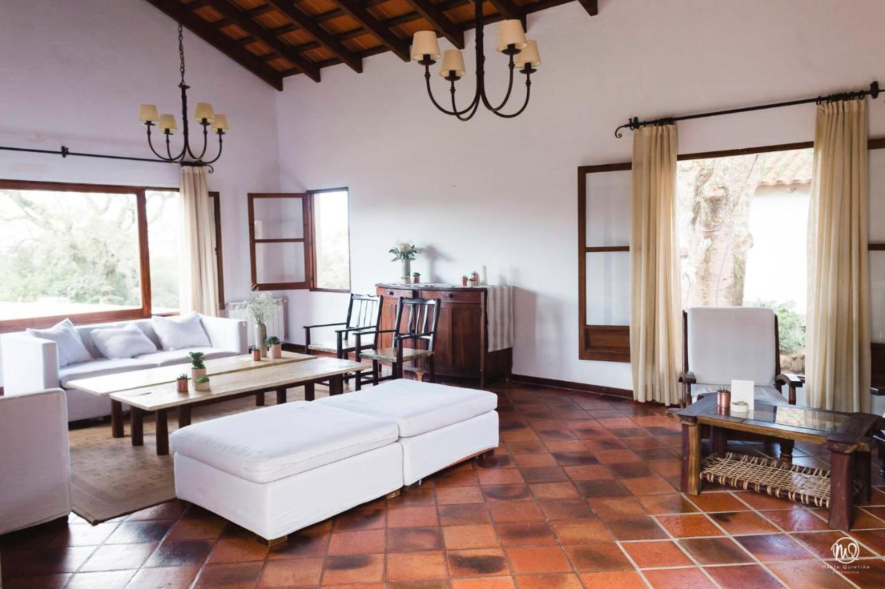 Hotel Torrontes San Lorenzo  Bagian luar foto