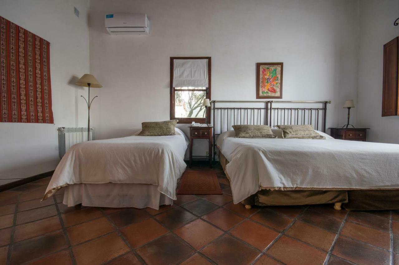 Hotel Torrontes San Lorenzo  Bagian luar foto