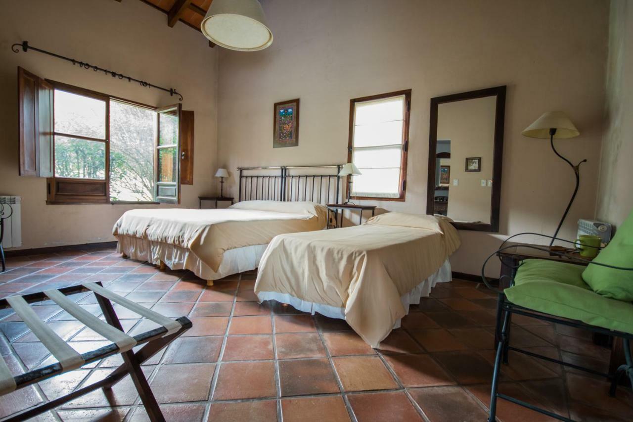 Hotel Torrontes San Lorenzo  Bagian luar foto