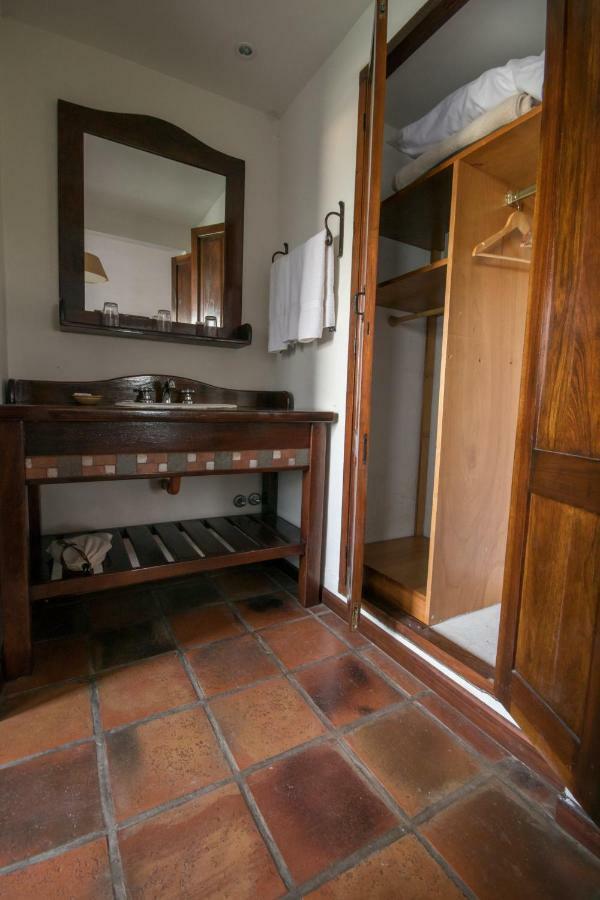 Hotel Torrontes San Lorenzo  Bagian luar foto